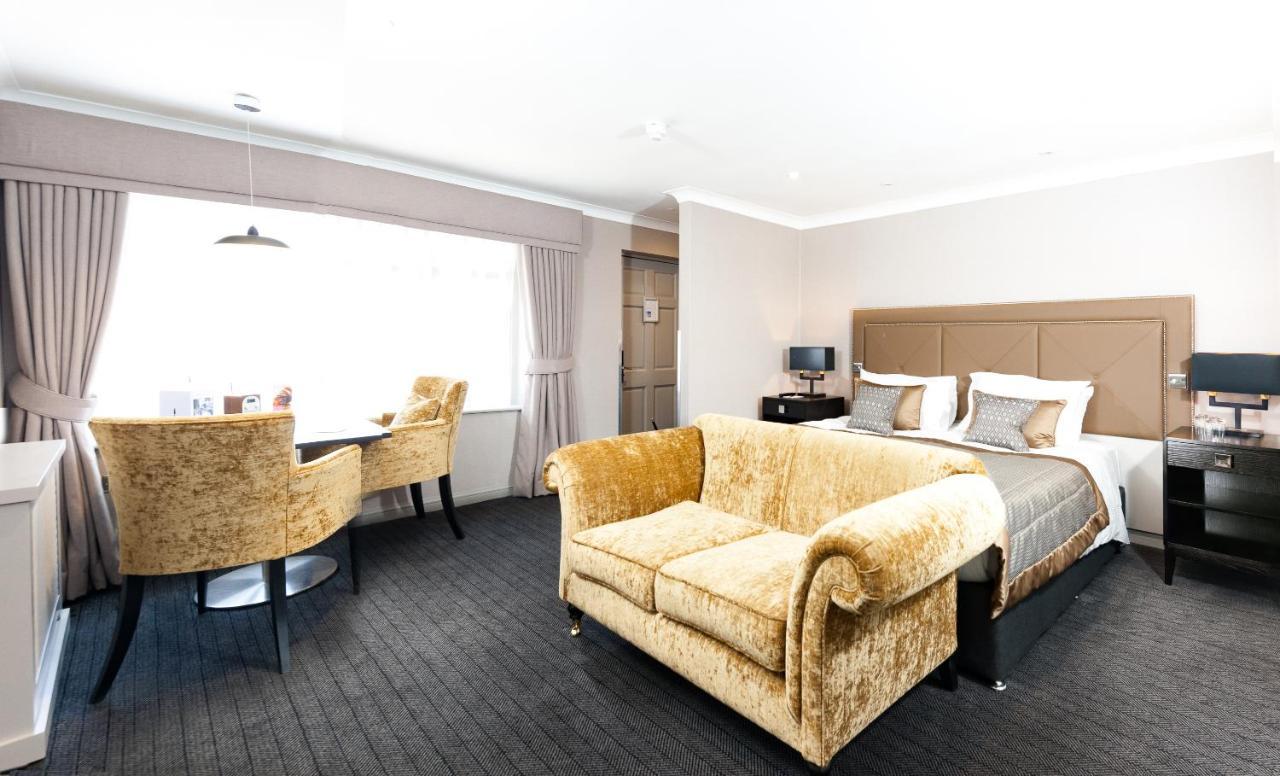 Foxhills Club & Resort Оттершо Экстерьер фото