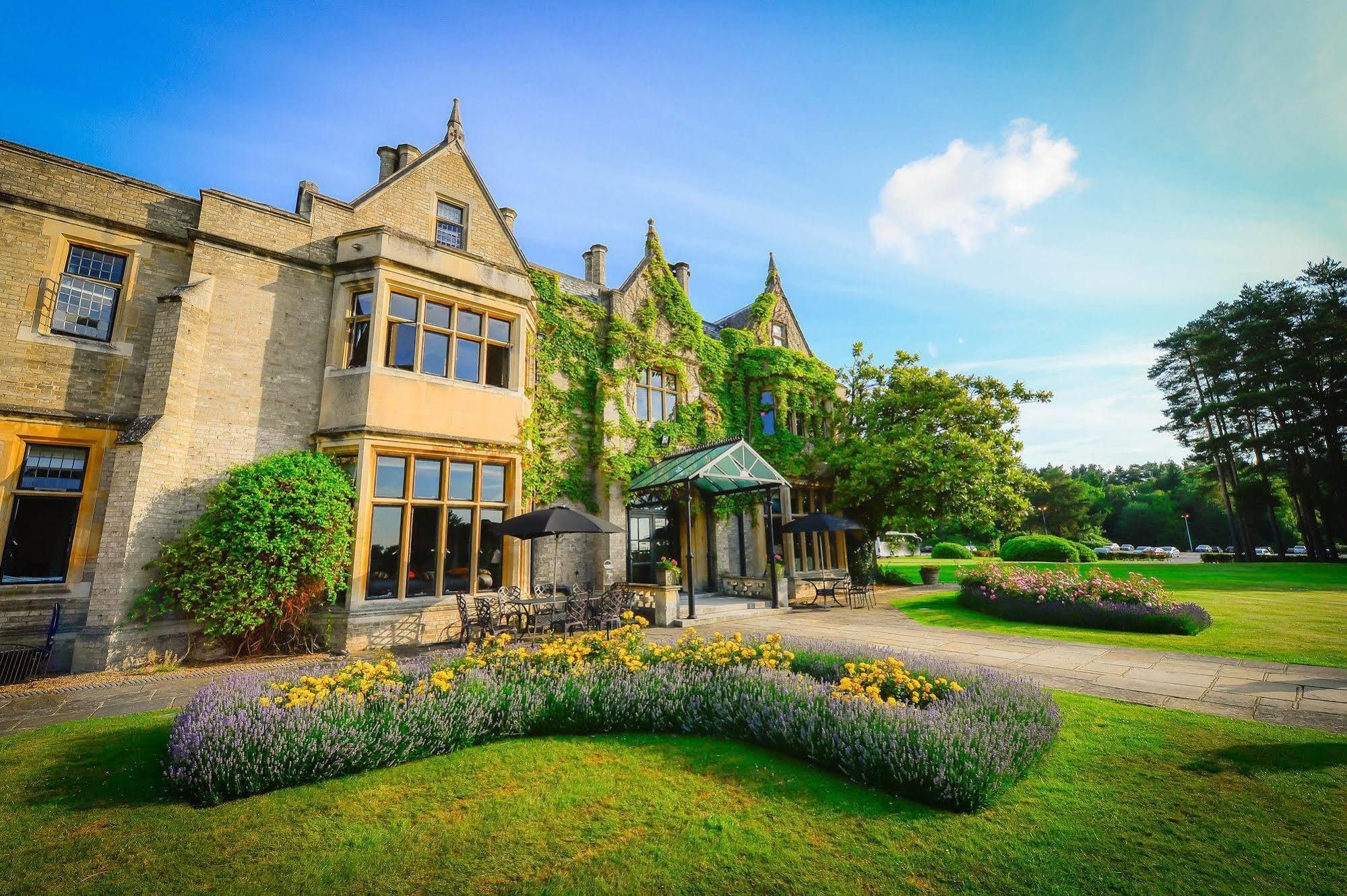 Foxhills Club & Resort Оттершо Экстерьер фото